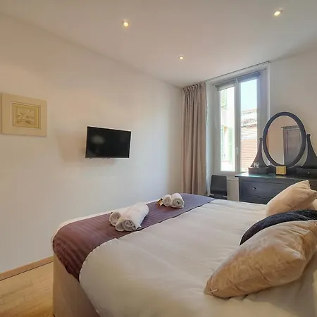 Moderne 3 Pieces Idealement Situe Centre De L! A2b22 Cannes