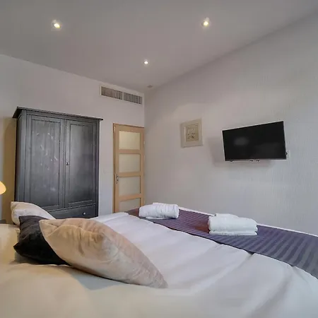 Moderne 3 Pieces Idealement Situe Centre De L! A2b22 * Cannes